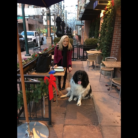 Meet your Posher, Heather - Picture 3 of 8